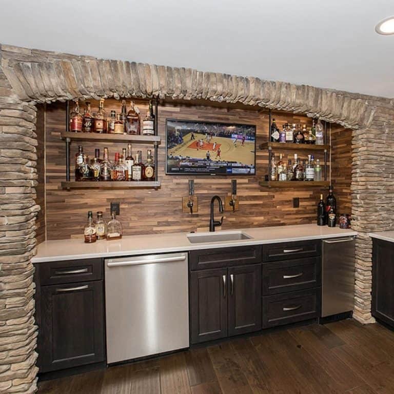 Creative And Stylish Basement Bar Ideas In