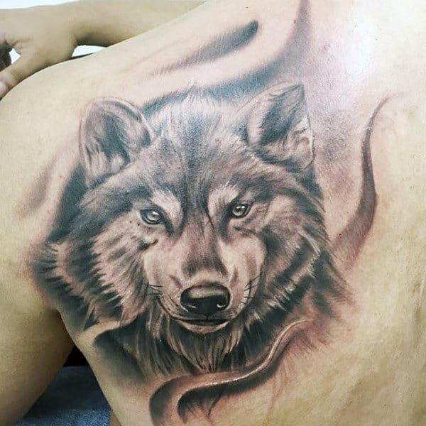 40 Wolf Back Tattoo Designs For Men - Fierce Ink Ideas