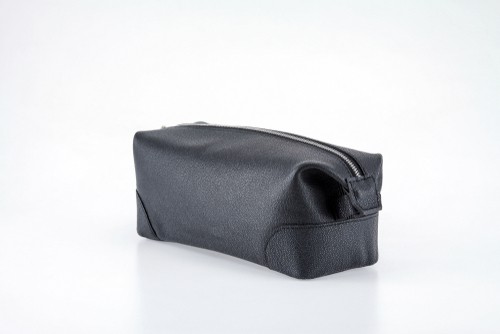 Top 14 Best Toiletry Bags For Men - Manly Dopp Kits
