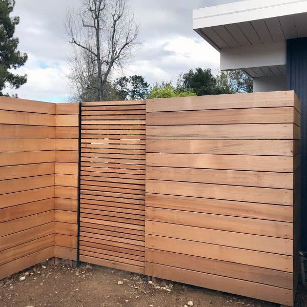  Modern Fence Ideas for Large Space