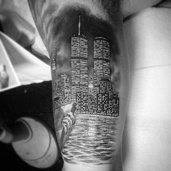 60 New York Skyline Tattoo Designs For Men - Big Apple Ink Ideas