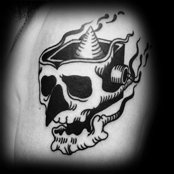 Old School Traditional Mens Retro Unique Skull Upper Arm Tattoo