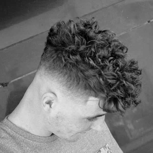 25 Curly Fade Haircuts For Men  Manly SemiFro Hairstyles