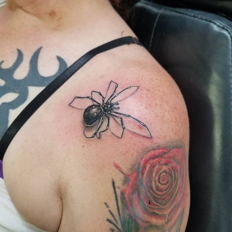 Stunning 3D Spider Tattoo Ideas   3D Spider Shoulder Tattoo Dannysextontattoos 768x768 