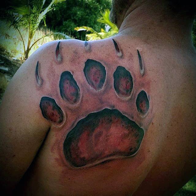 3d Male Bear Claw Stone Mens Back Tattoo Ideas