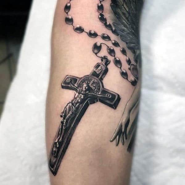 3d Realistic Mens Crucifix Rosary Tattoo Design Ideas On Forearm