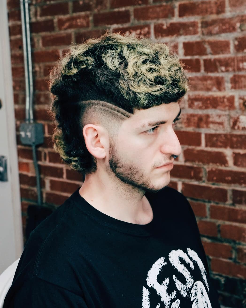 Tramlines 90s Hairstyles Men -themailroombarber