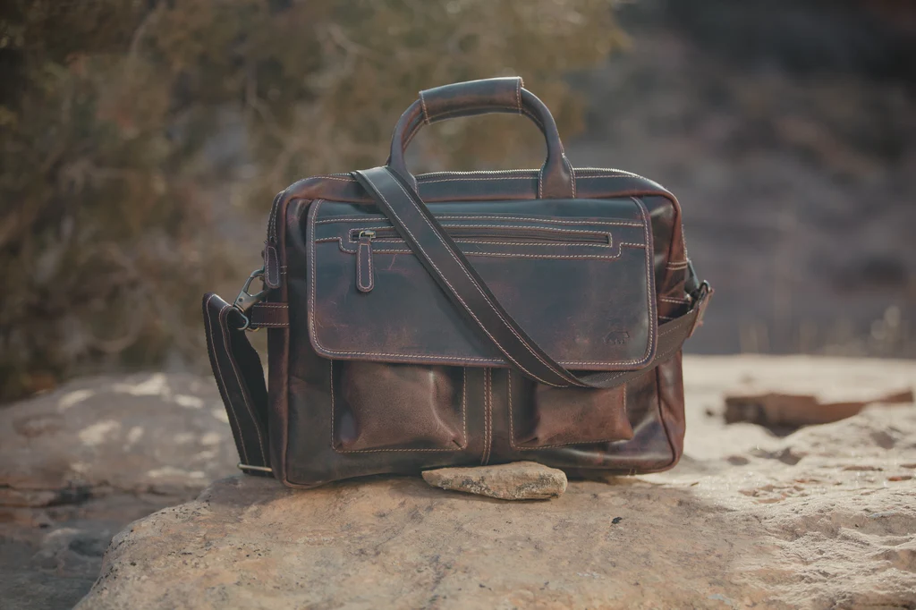 Kodiak Leather Buffalo Leather Pilot Bag