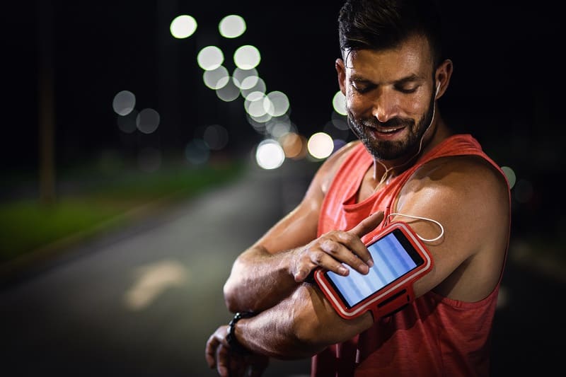 Always-Bring-Your-Phone-When-Running-At-Night