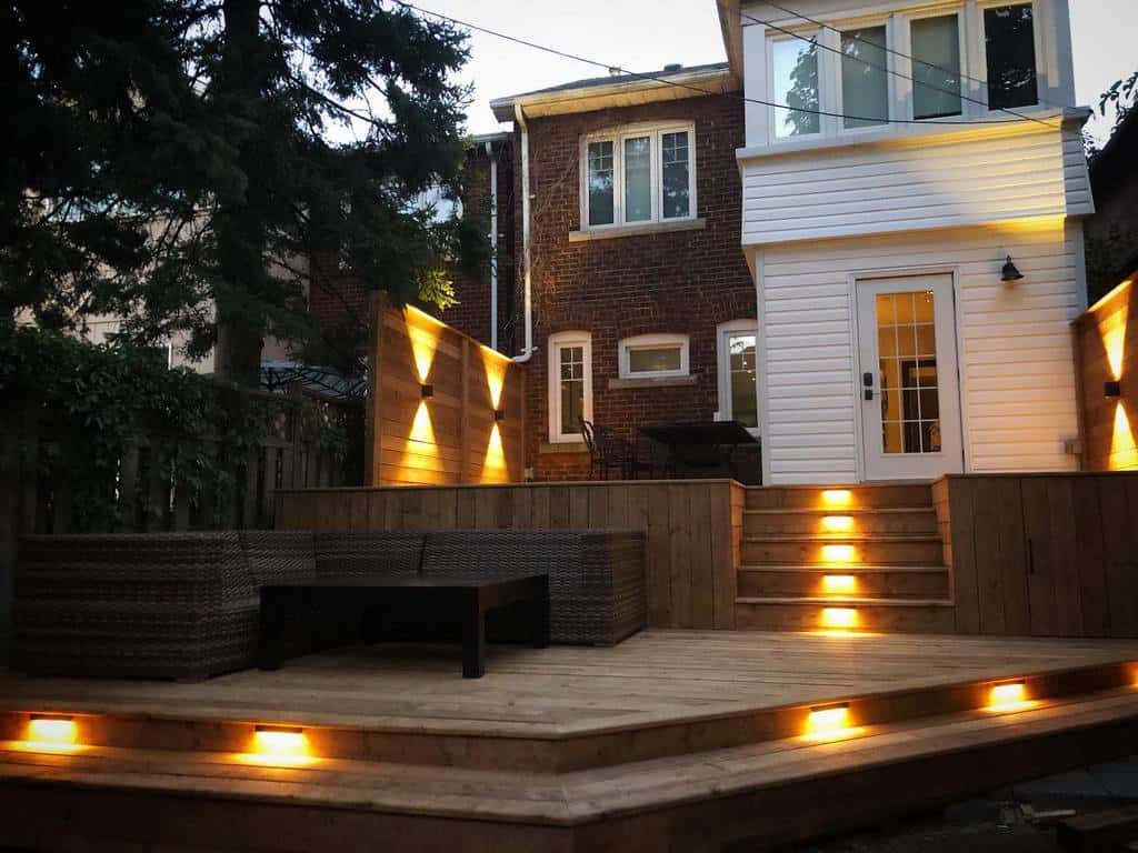 simple tiered wood deck floor lights