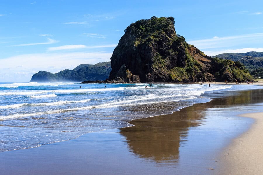 The Ultimate VIP Travel Guide to New Zealand: Luxury Lodges, Private Helicopters, and Elite Leisure