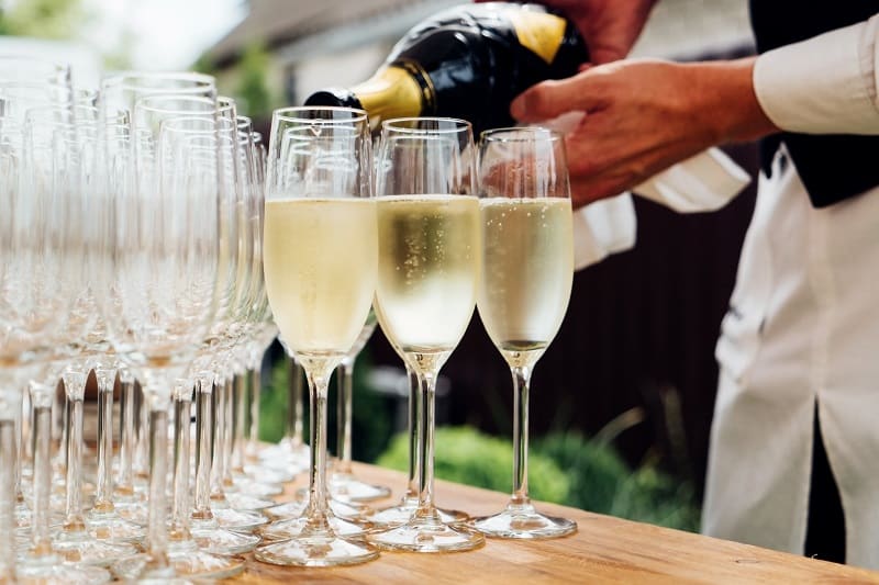The 15 Best Champagne Brands to Try in 2022