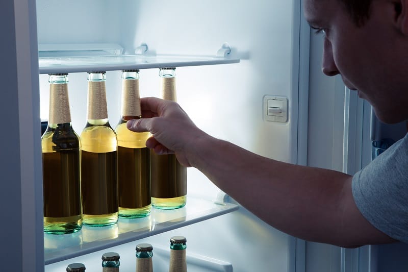 Best-Mini-Fridges-To-Keep-Your-Beers-Cold