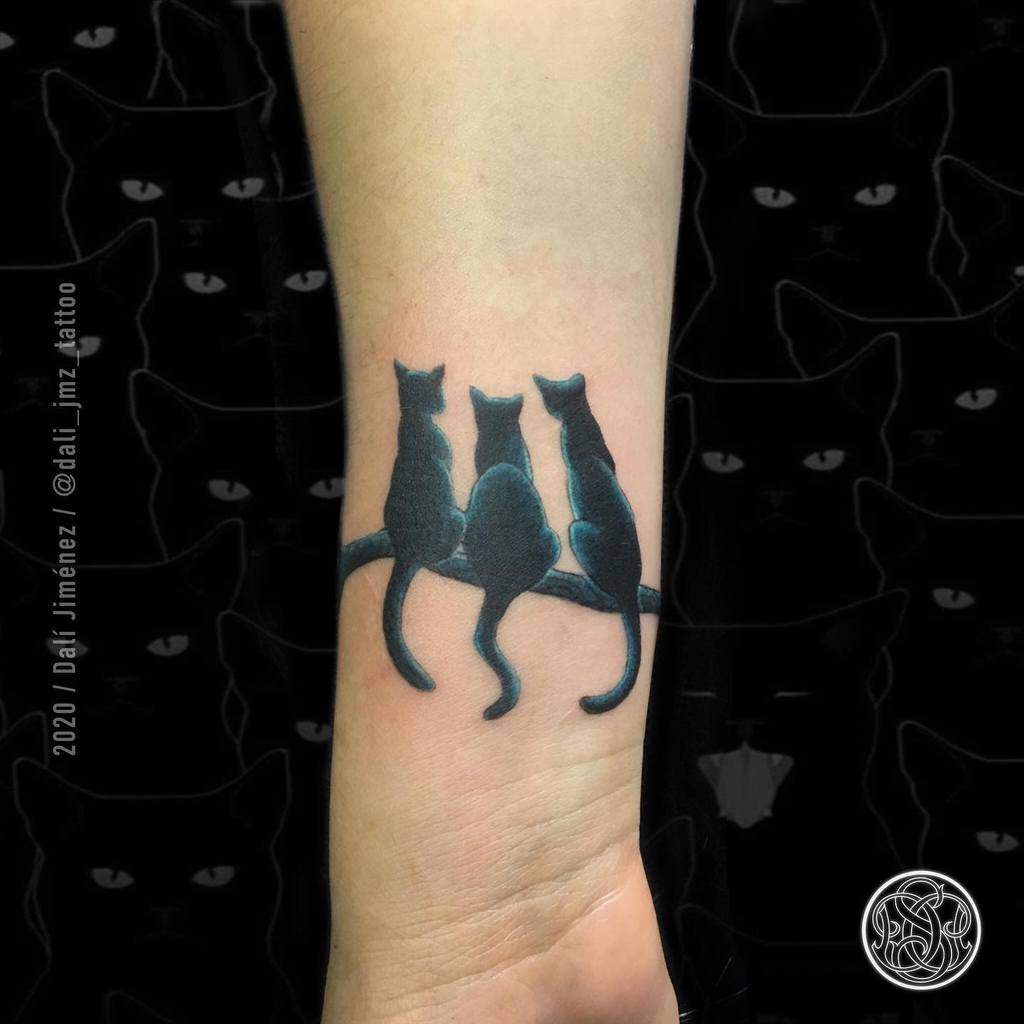 Black Cat Wrist Tattoo dali_jmz_tattoo