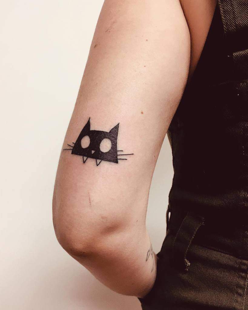 Black Simple Cat Tattoo sunniefromthebloxk