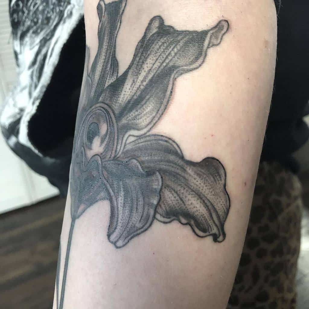 Black And Gray Lily Tattoo Tat2chelsea
