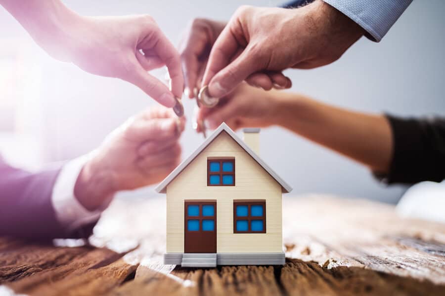 Smart Money Moves Every Homeowner Should Know in His 30s and 40s