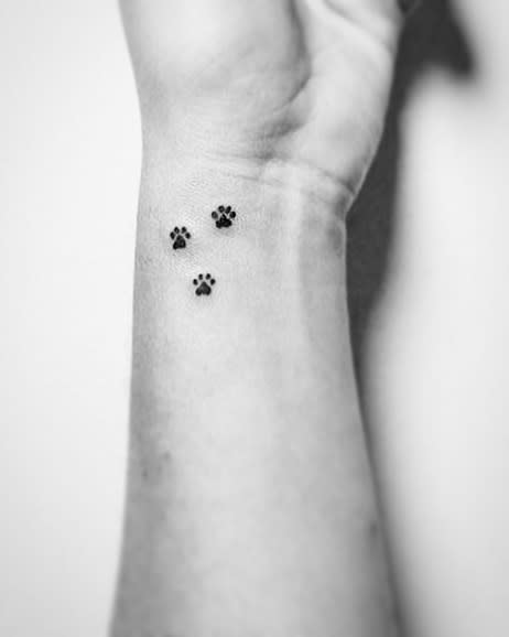 Cat Paw Print Wrist Tattoo milena_kamicak_tattoo
