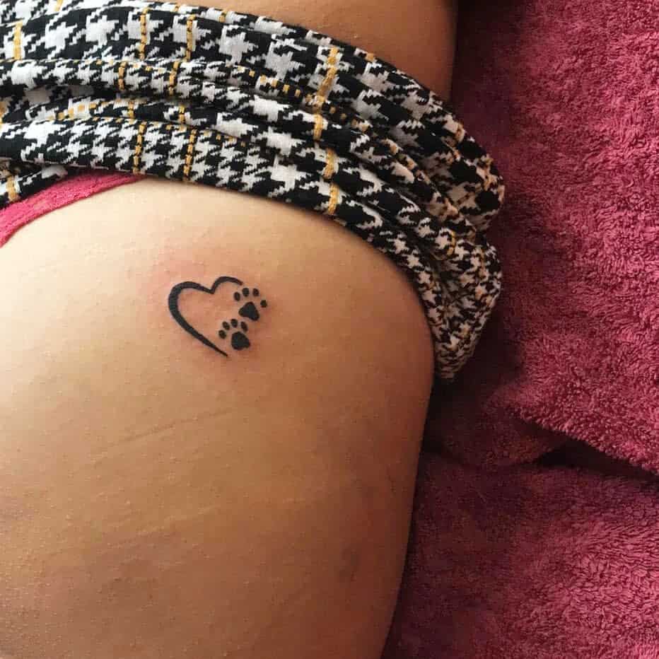 Cat Paw Print with Heart Tattoo akaydovmeci