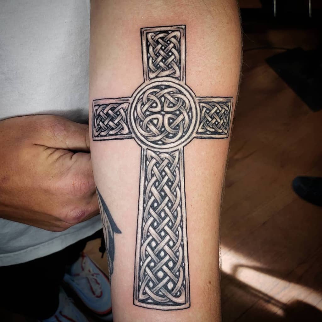 Celtic Cross Tribal Tattoo george_vincent_tattoo