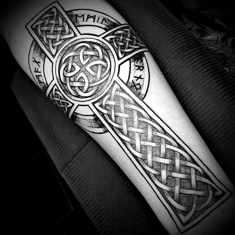 69 Cool Celtic Tribal Tattoo Ideas 2024 Inspiration Guide   Celtic Cross Tribal Tattoo Heikospiketattoo 768x768 