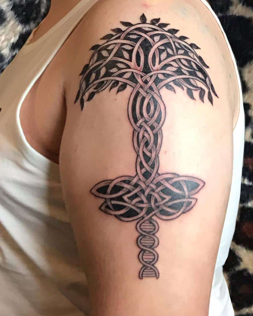 Celtic Tribal Shoulder Tattoo hurricanegreen