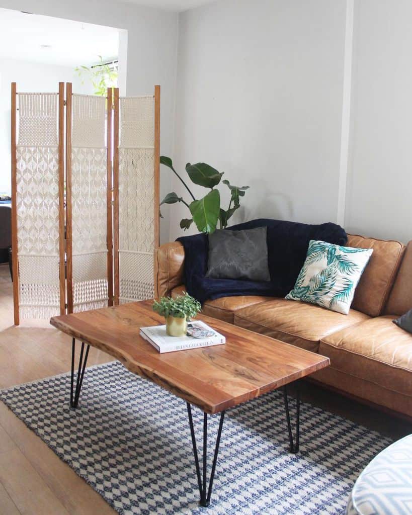 simple divider design for living room
