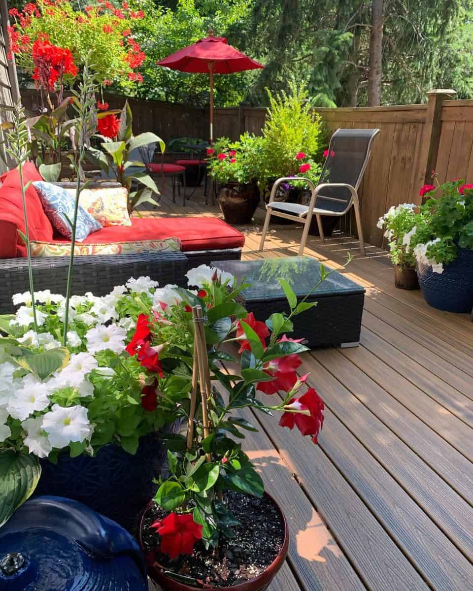 Low-Maintenance and Stylish Grass-Free Yard Design Ideas