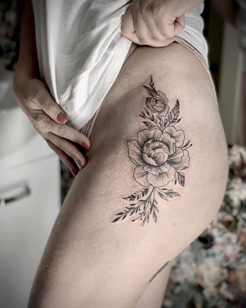 Delicate Flower Hip Tattoos gabriela_geepro