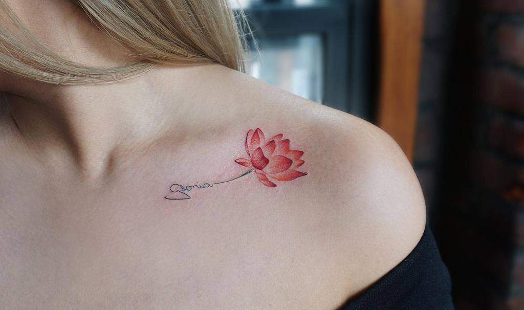 Delicate Flower Shoulder Tattoos georgiagreytattoos