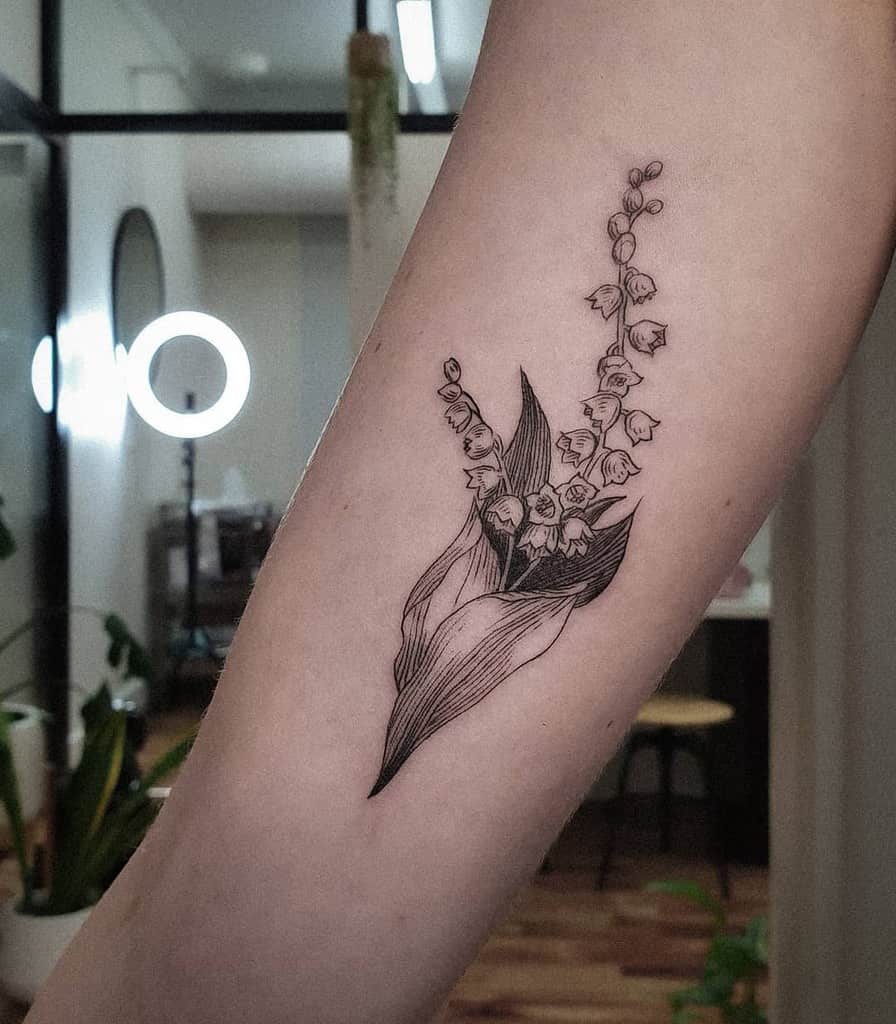 Delicate Flower Upperarm Tattoos soyboy.tattoo