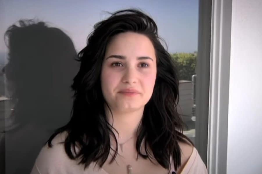 Demi Lovato without makeup