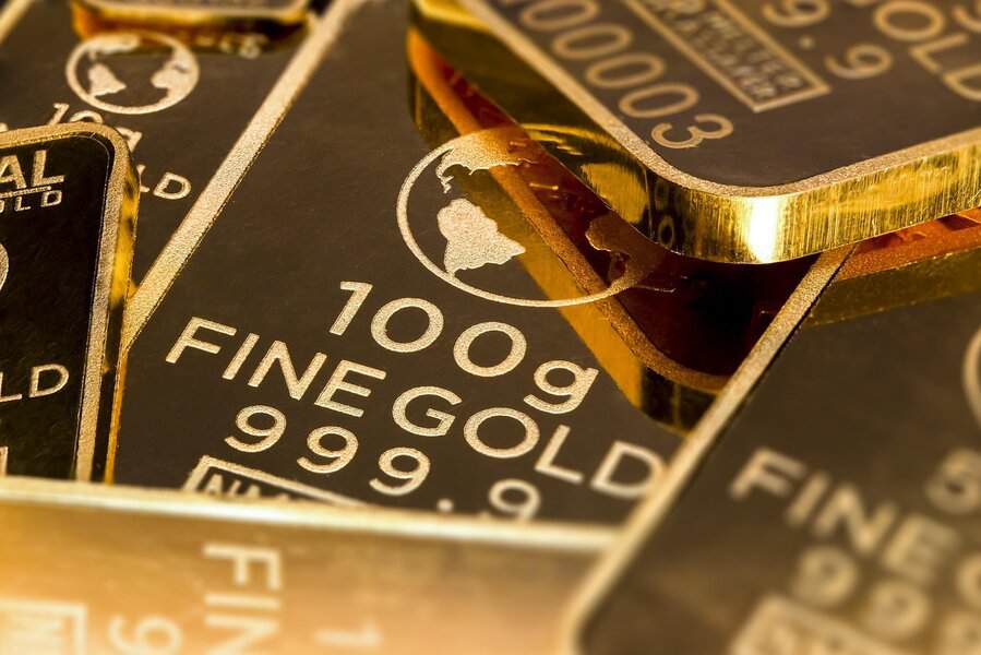 Dogecoin vs Gold Investment: Key Metrics to Guide Your Strategy