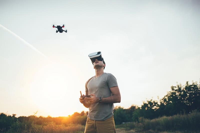 Drone-Piloting-Best-Outdoor-Hobby-For-Men