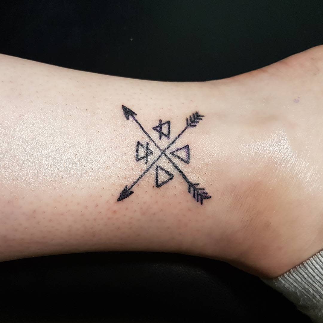 Leg Element Tattoo -visualartandtattoos_