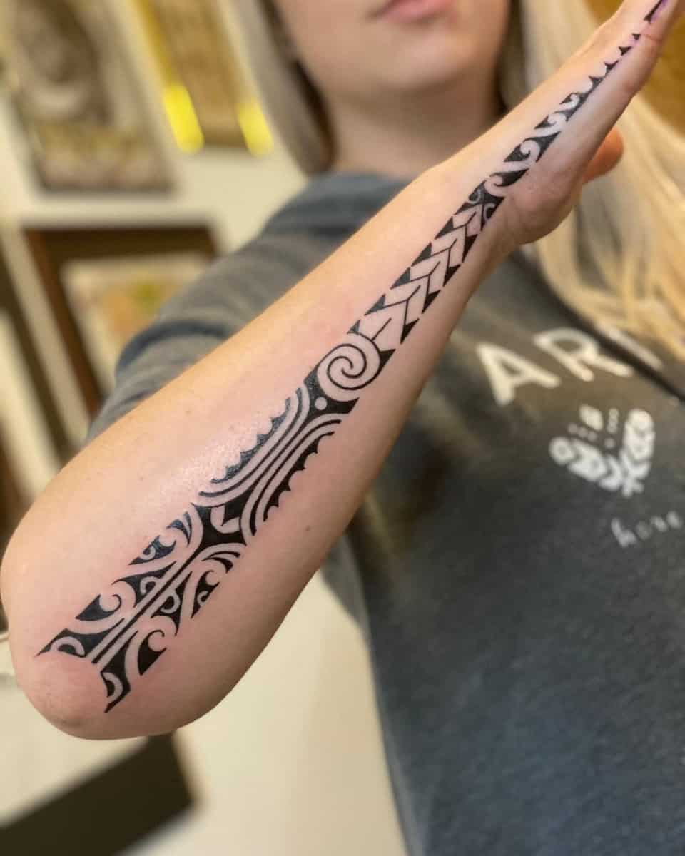 Female Polynesian Tattoo patricklochertattoos