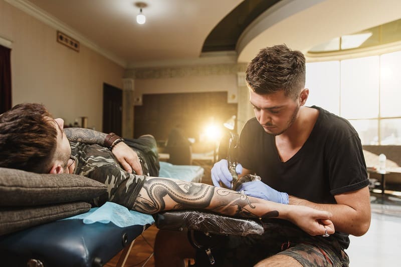 Finding-The-Right-Tattoo-Artist-And-Design