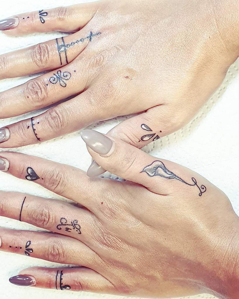Finger Tattoo Women Sharilyn.monroe