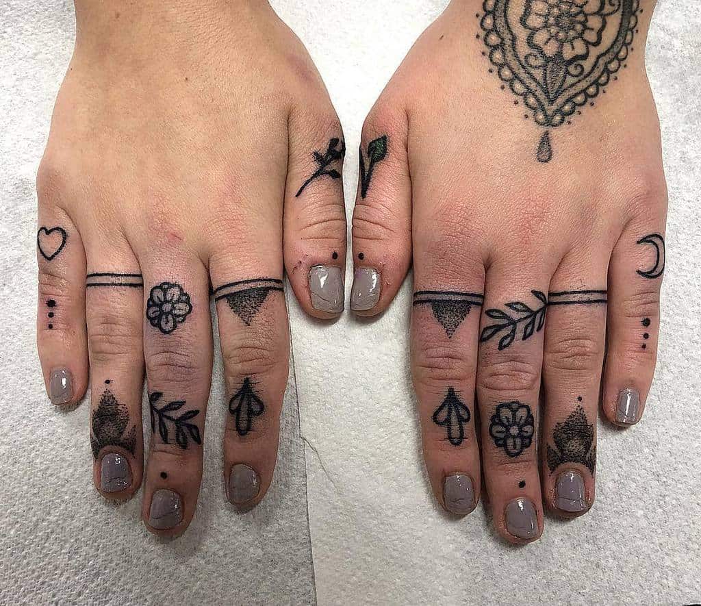 Finger Tattoo Women Taniastartattoo 2