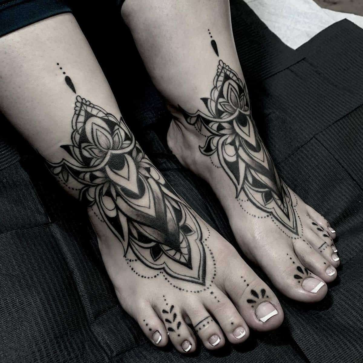 Foot Mandala Tattoos thattattoogirl