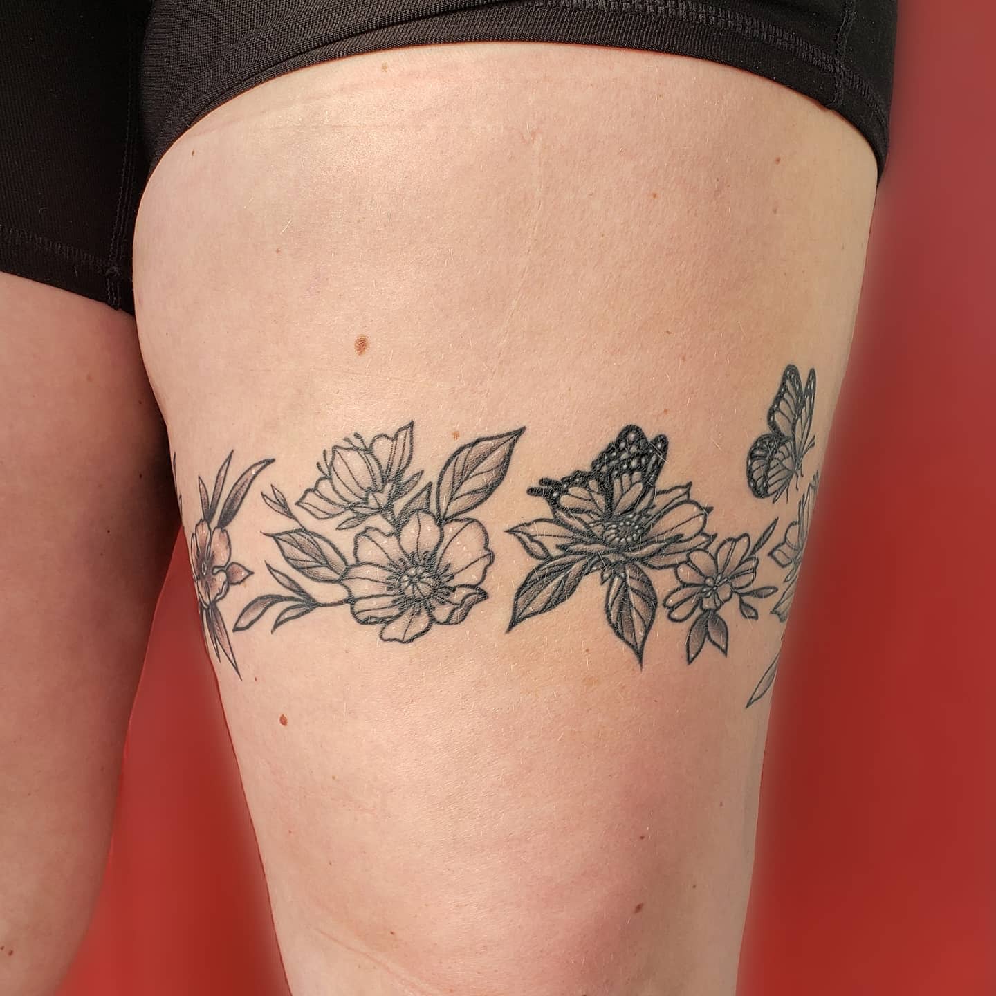 Flower Garter Tattoo -kelcie.spector