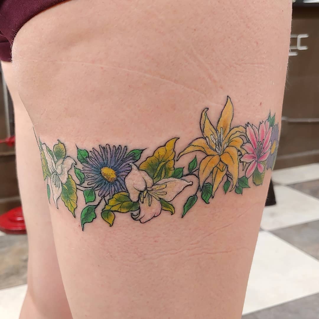 Flower Garter Tattoo -ramseyryetattoos