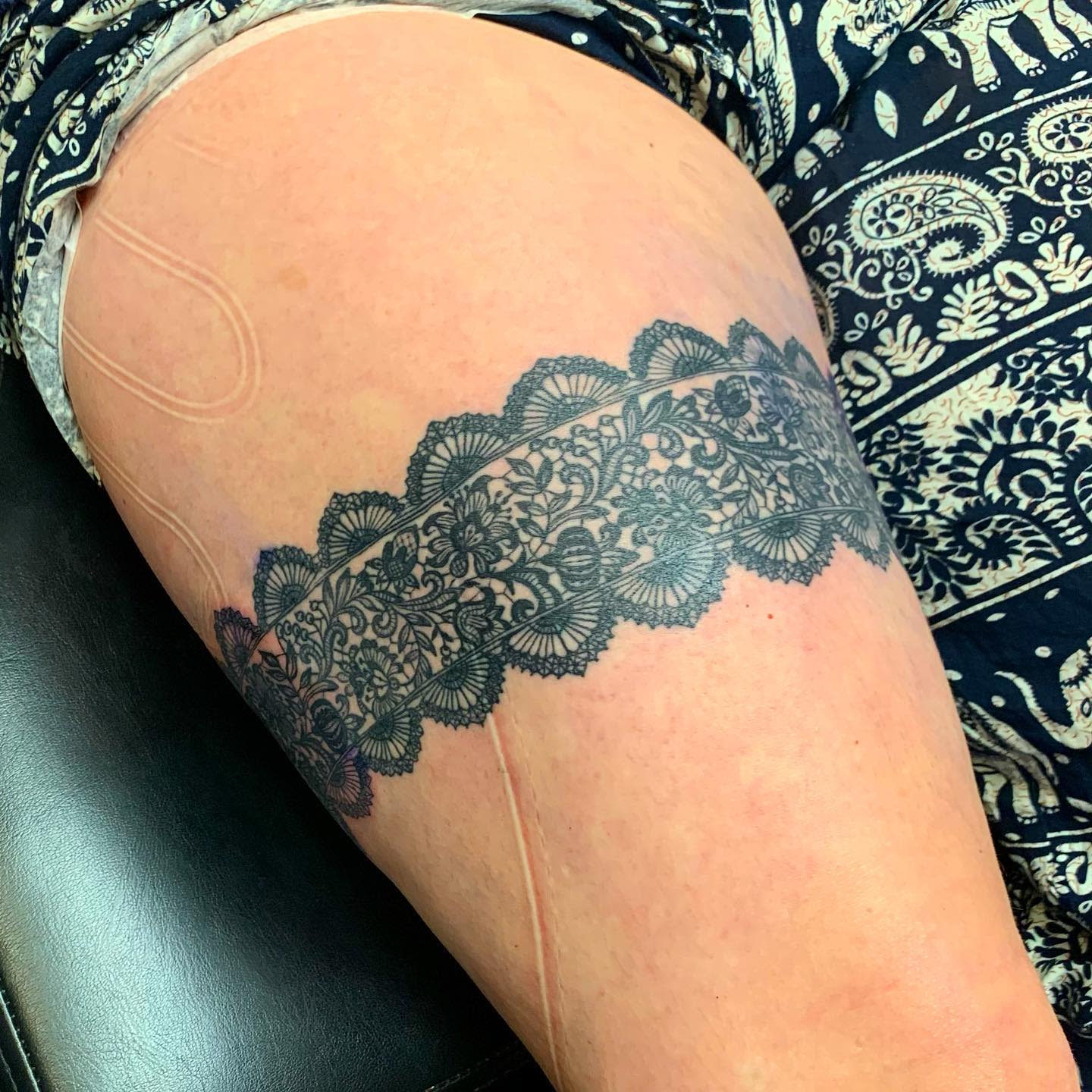 Lace Garter Tattoo -dannietattoos