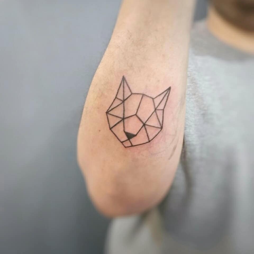 Geometric Cat Outline Tattoo antob.ink