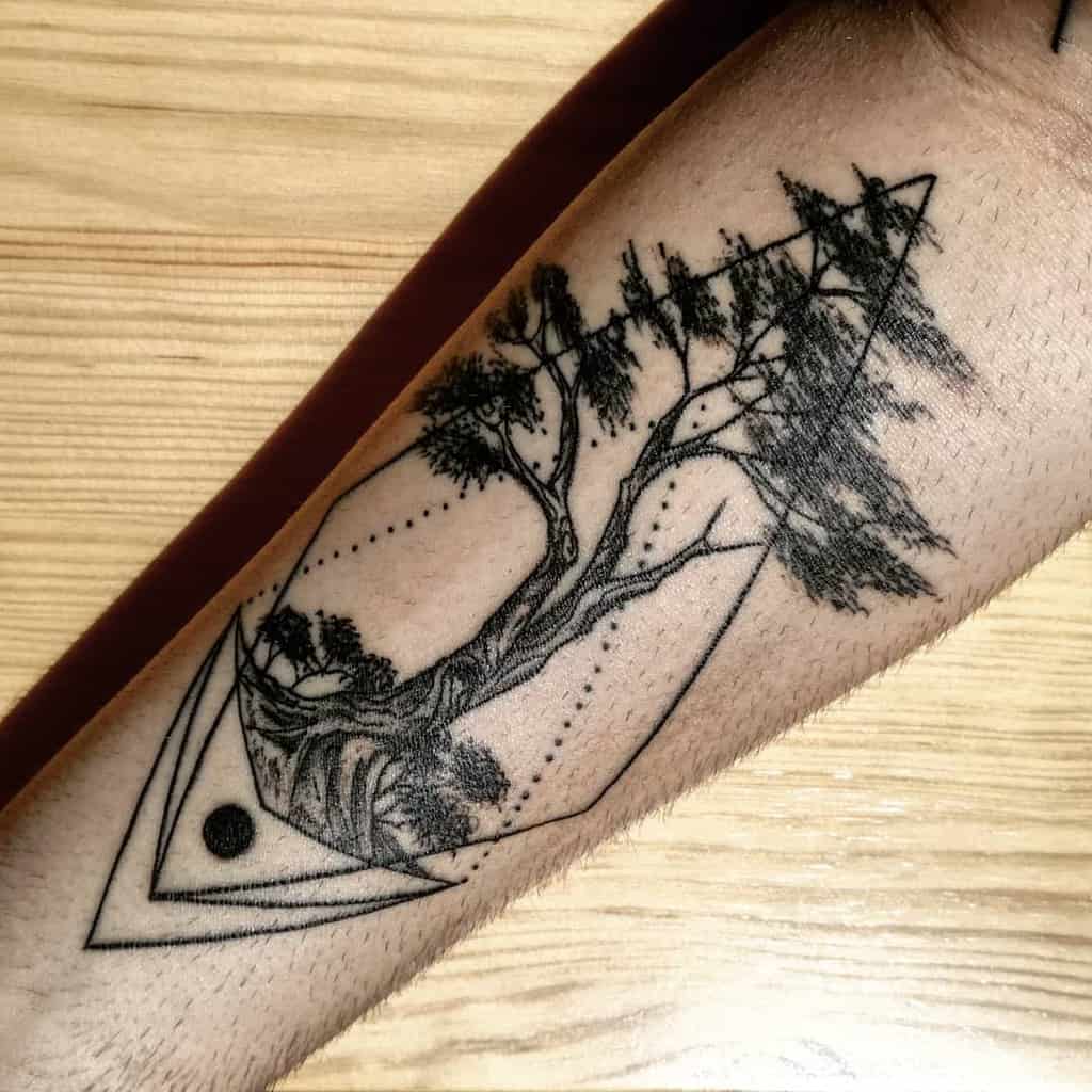 Geometric Tree Silhouette Tattoo tubareias