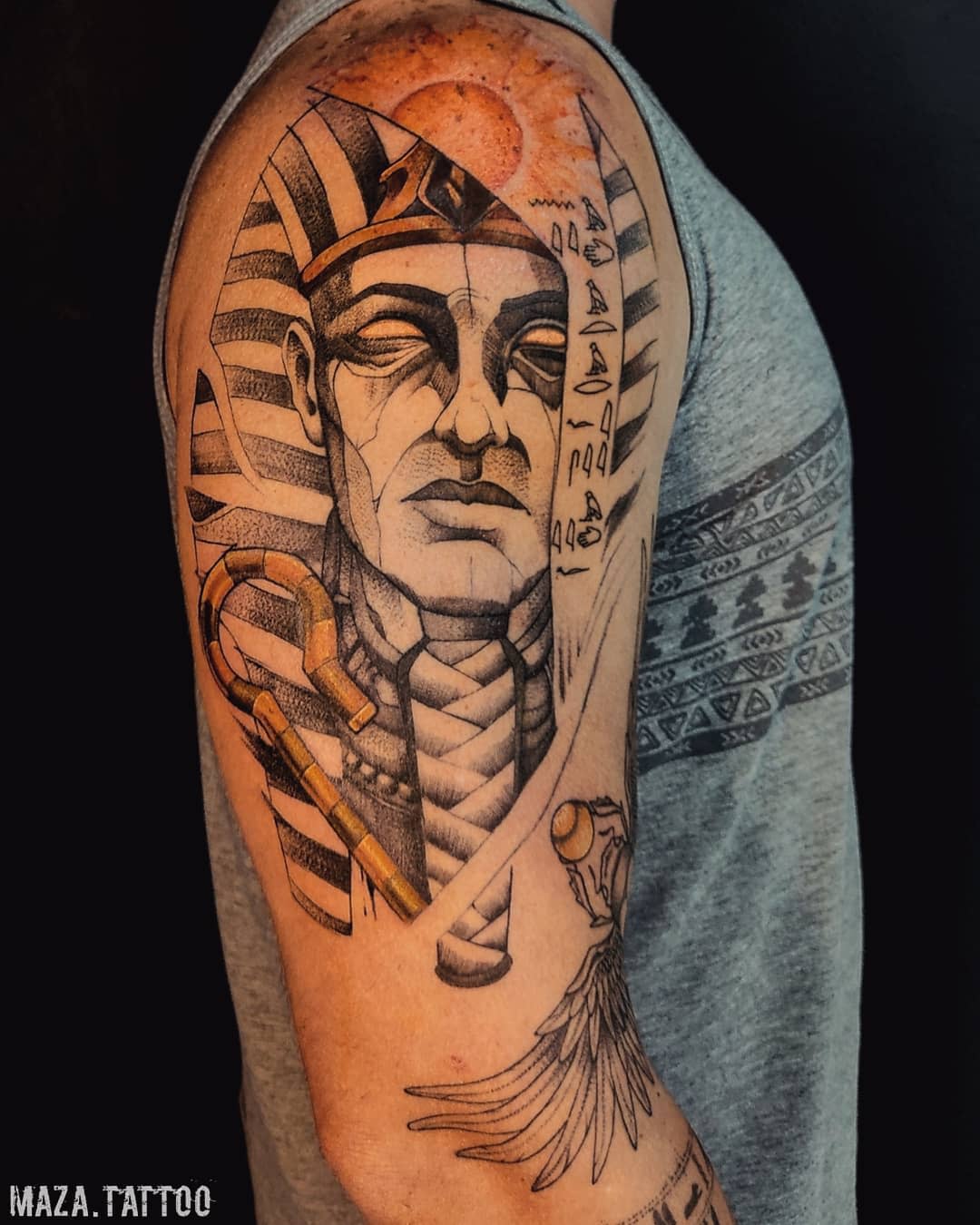 Arm Gold Tattoo -maza.tattoo