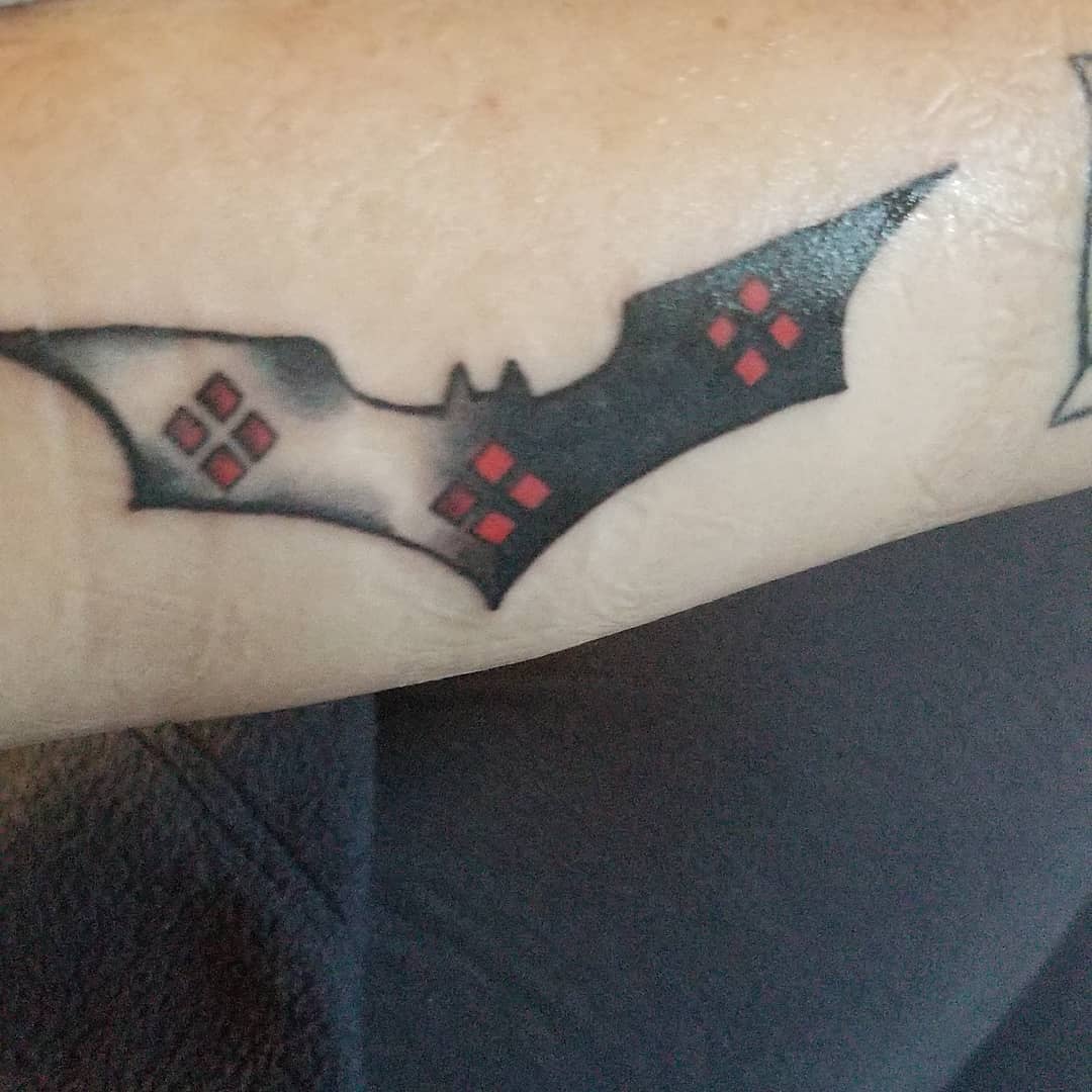 Ideas del tatuaje de Batman Harley Quinn -liz_cross_24