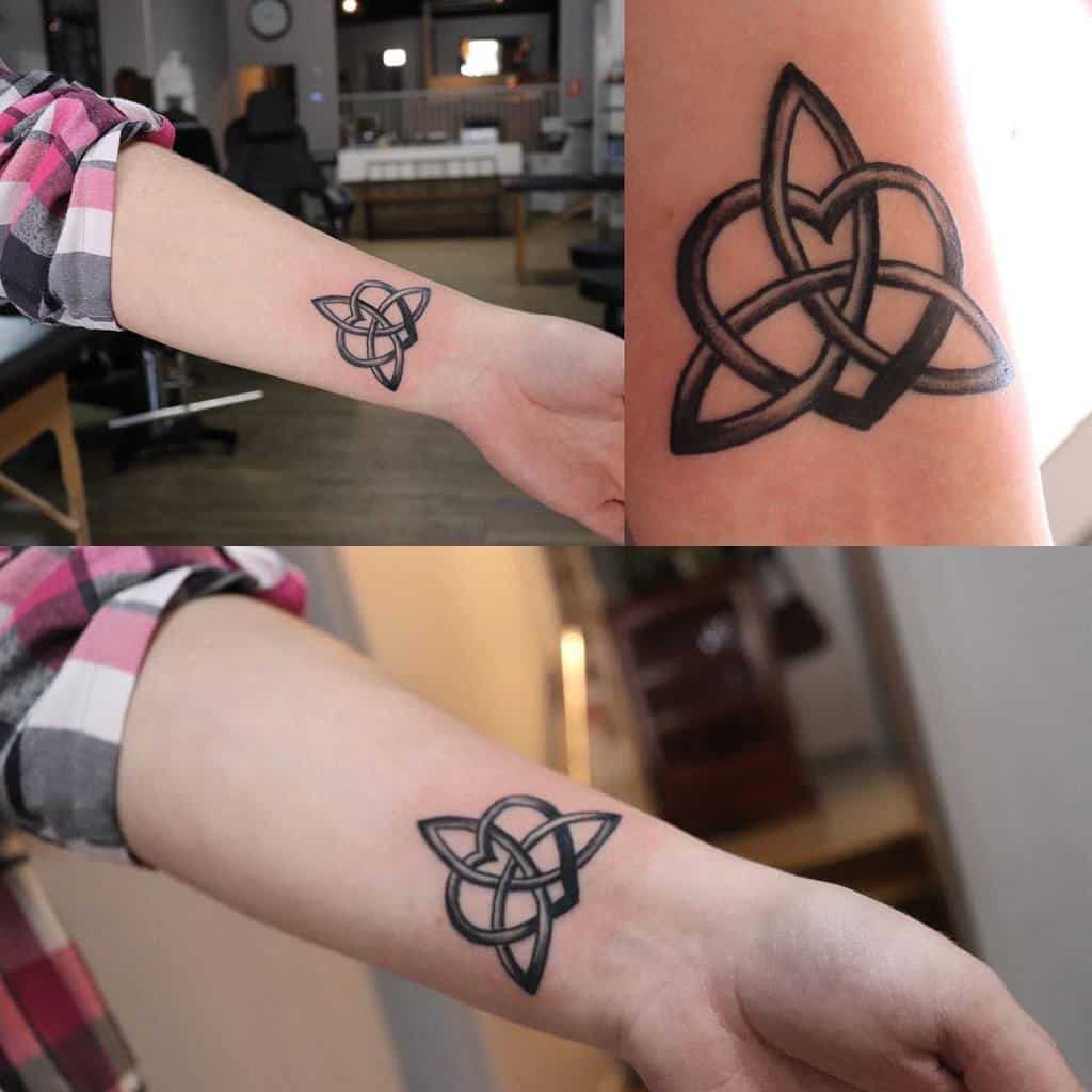 Infinity Heart Celtic Tattoo queenofheartstattooswangaratta
