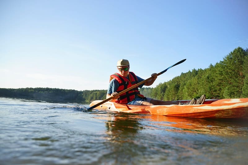 Kayaking-Best-Outdoor-Hobby-For-Men