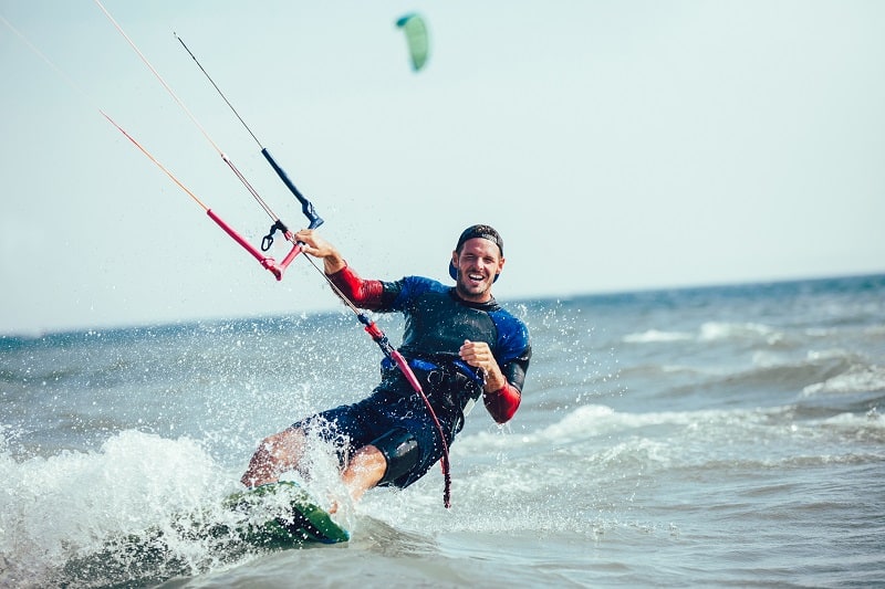 Kitesurfing-Best-Outdoor-Hobby-For-Men